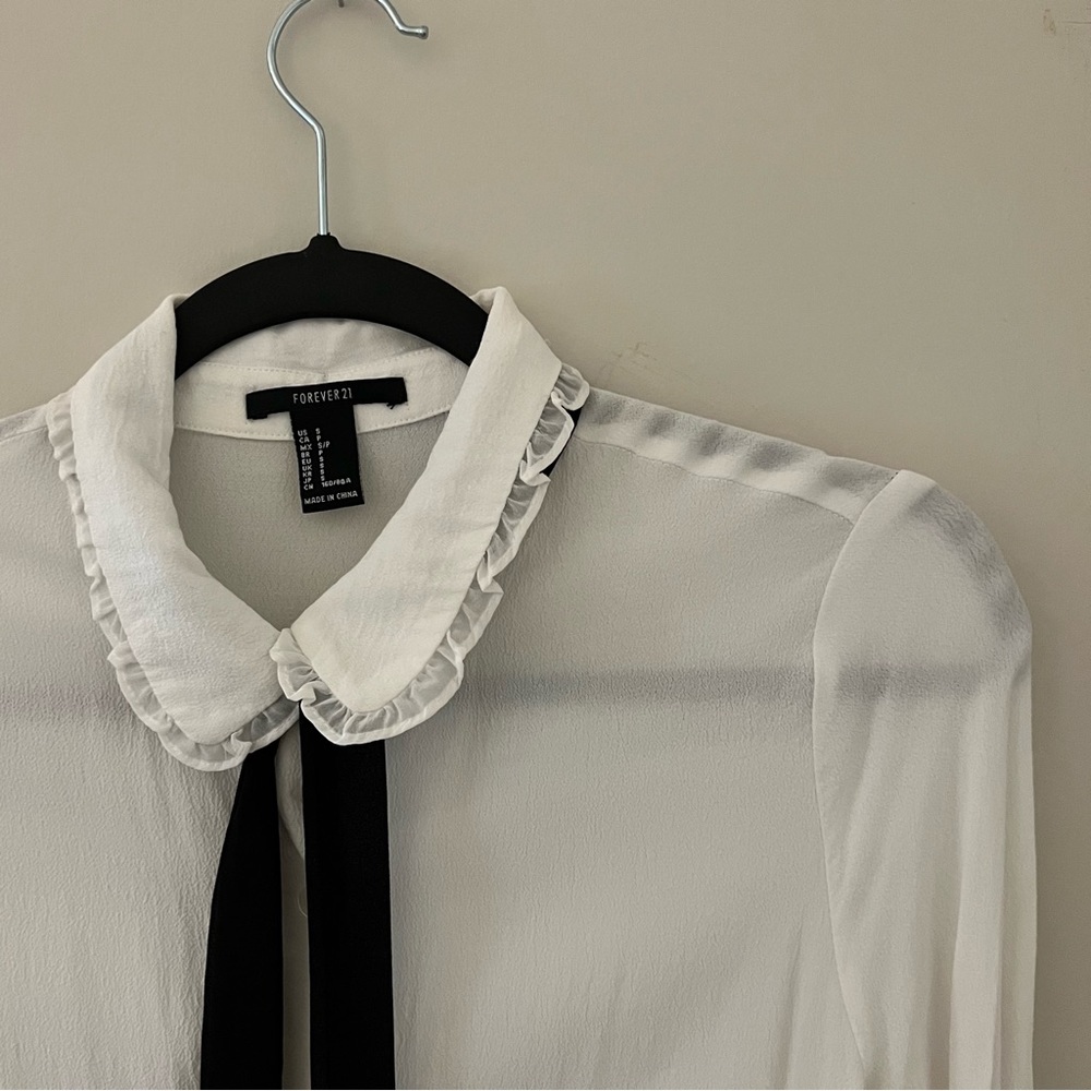 Forever 21 Button Up - Picture 2 of 5